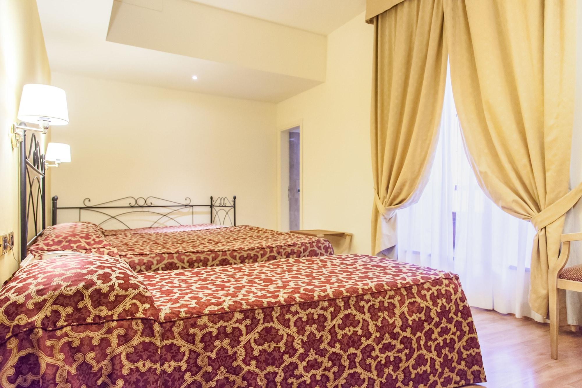 Hotel Benivieni فلورنس المظهر الخارجي الصورة